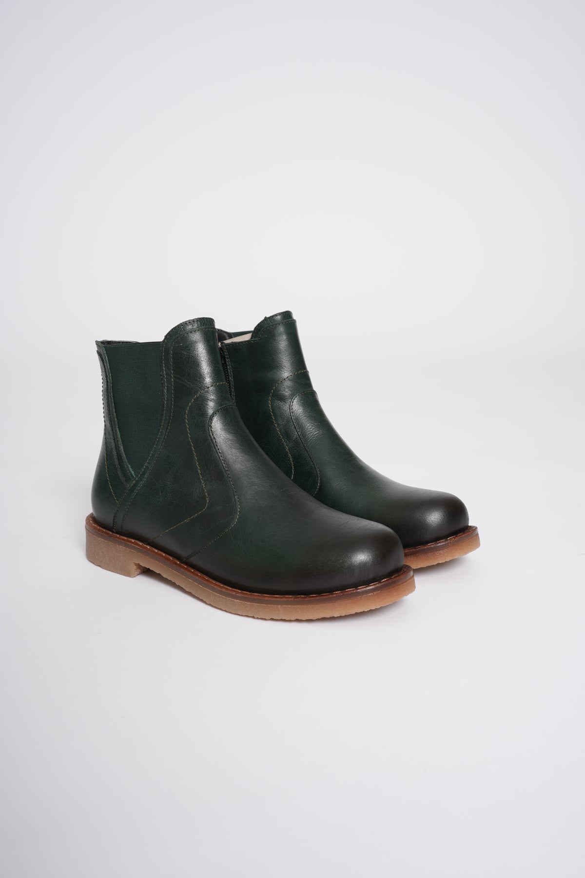 Boston – Timeless Elegance, Everyday Strength