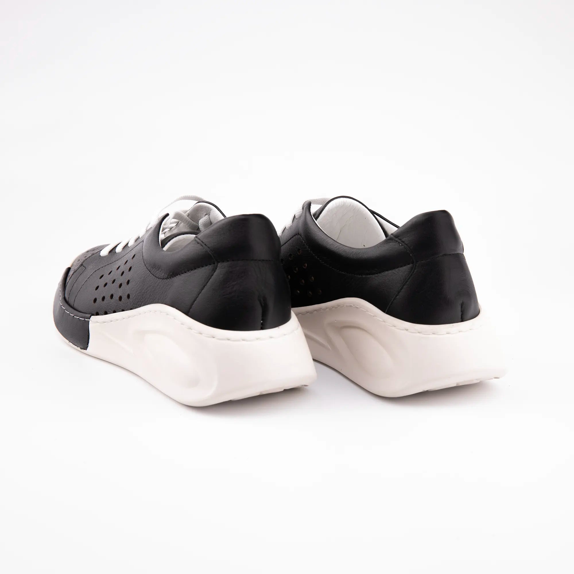 MrCalvano Marina Del Rey Black Leather Women Comfort Shoes
