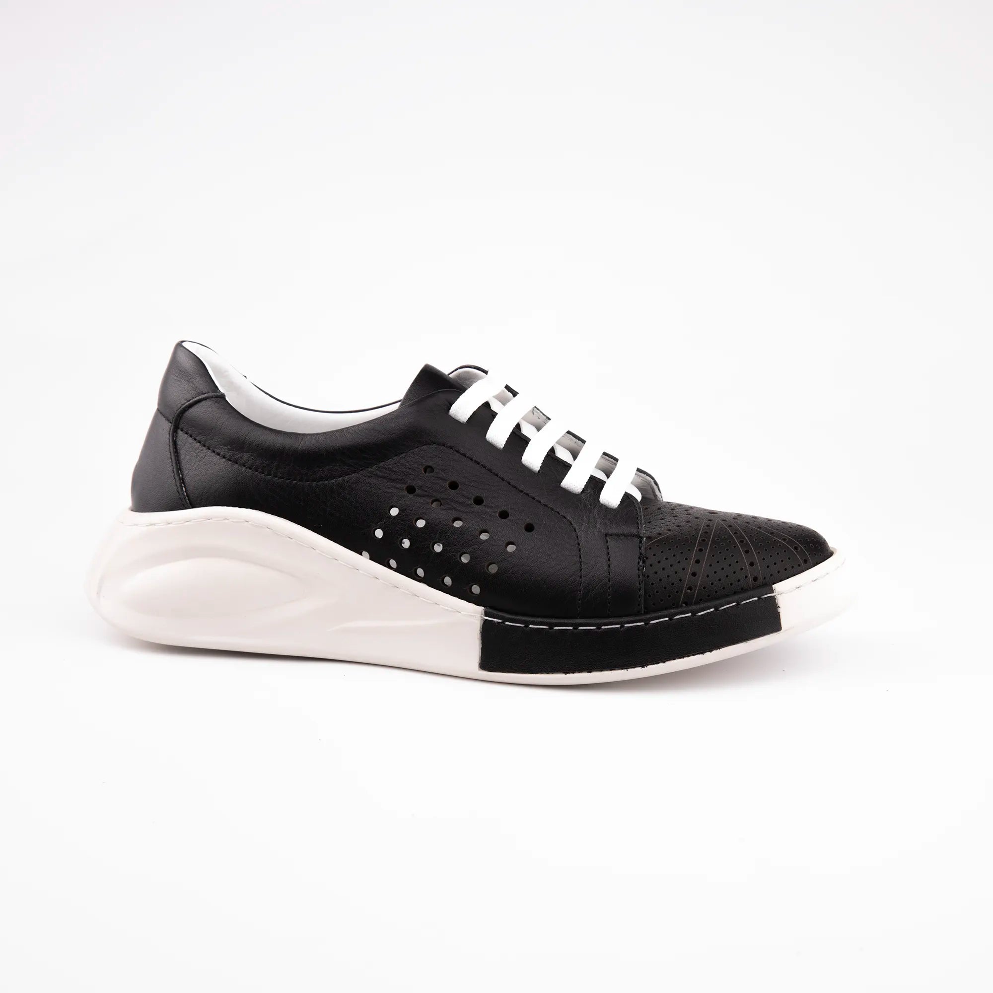 MrCalvano Marina Del Rey Black Leather Women Comfort Shoes