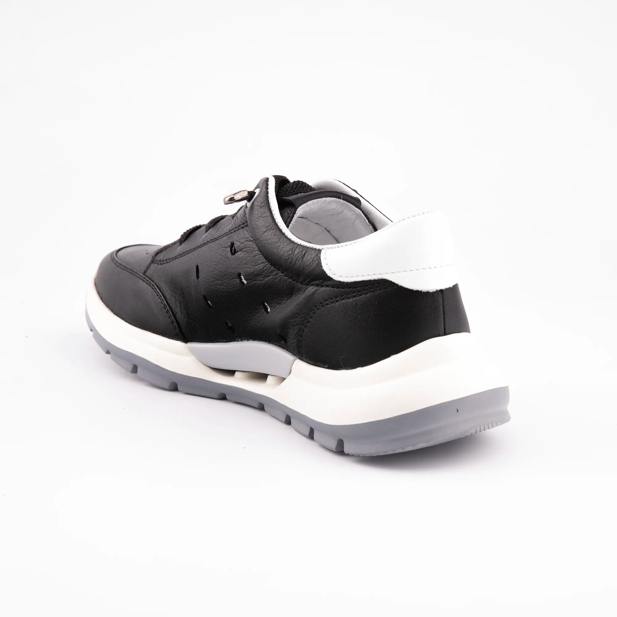 MrCalvano Venice Beach Black Leather Casual Women's Shoes