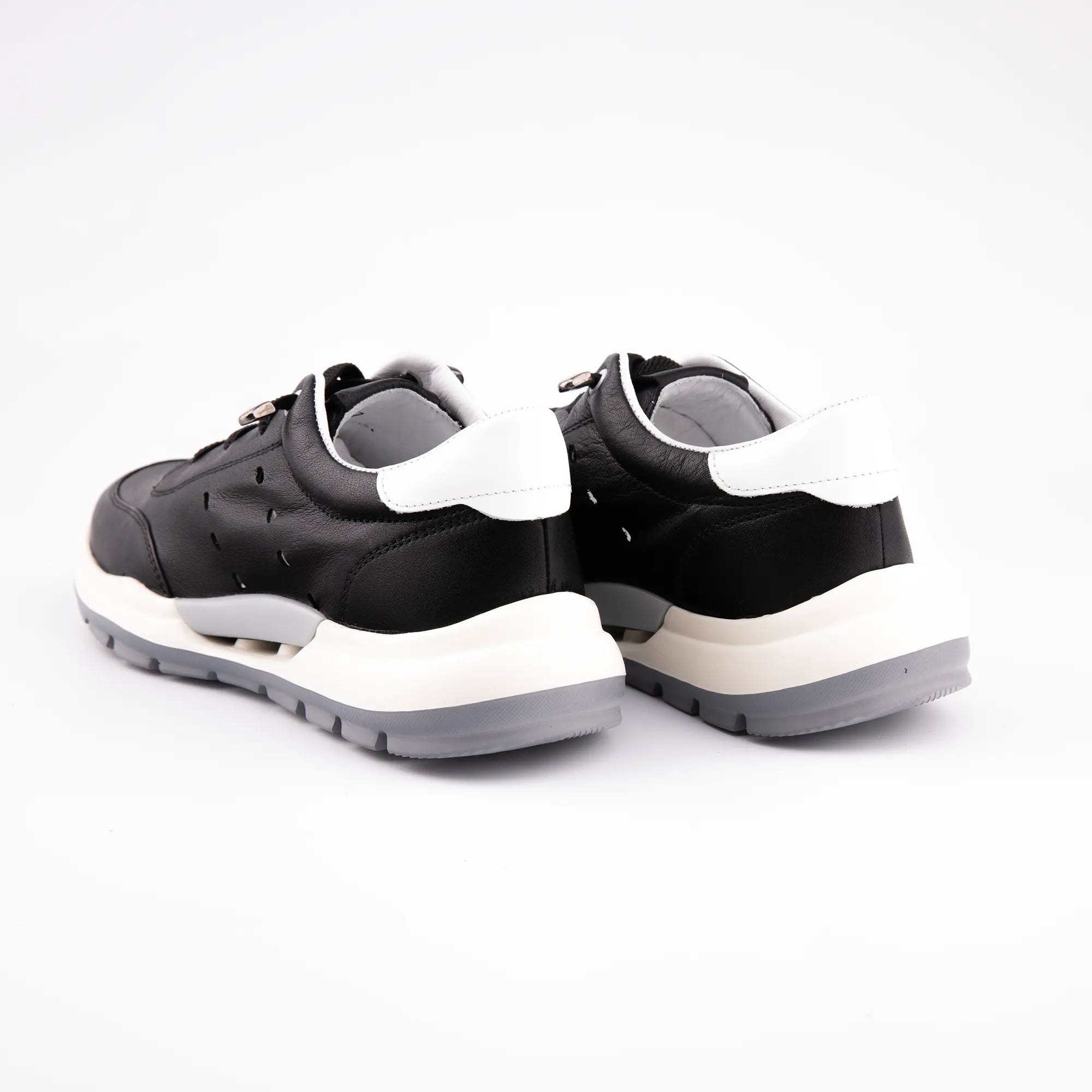 MrCalvano Venice Beach Black Leather Casual Women's Shoes