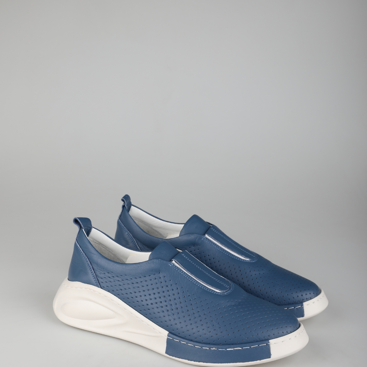 menhattan_blue_3.png