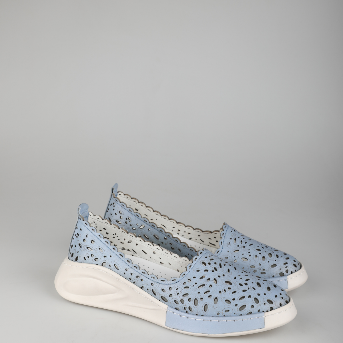 momo_light_blue_003.png