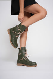 NEW YORK – Bold, Modern, Effortless